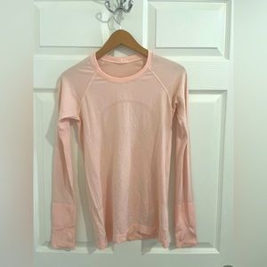 EUC Lululemon Run Swiftly Long Sleeve.